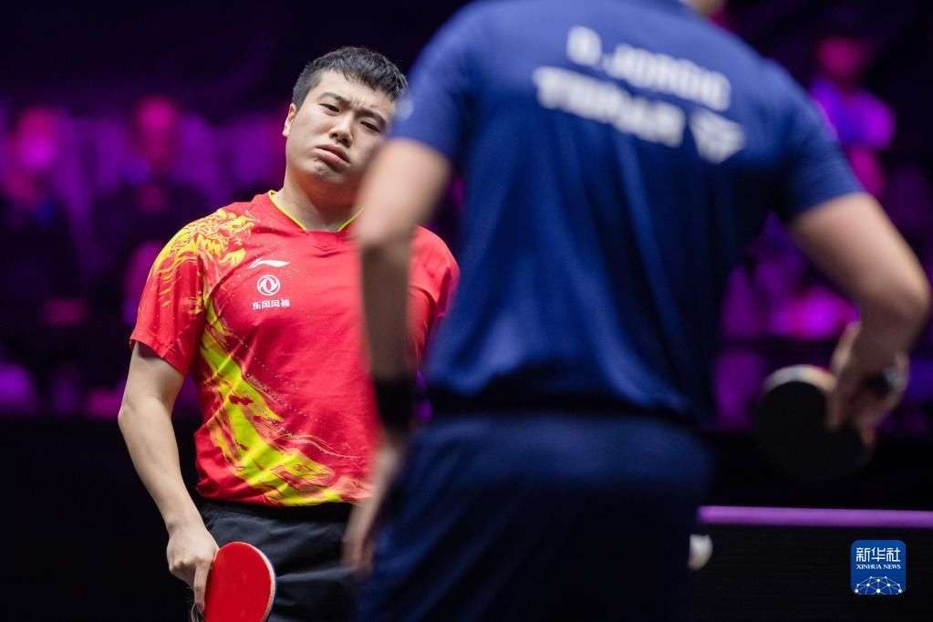 那对阵容深 那对阵容深