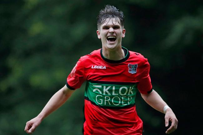 大利亚的比 大利亚的比