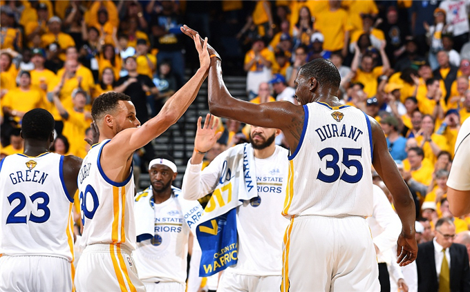 是这支球队 是这支球队